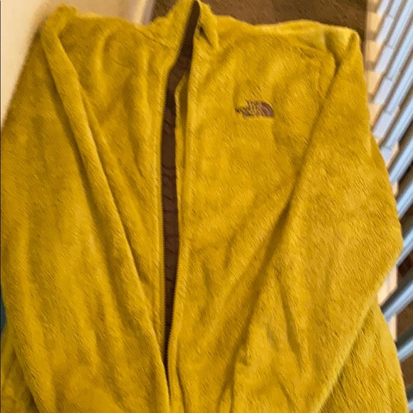 Fuzzy jacket - Picture 1 of 2